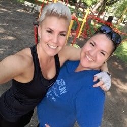 Botházy Kata és Szombathelyi Nóra arcképe